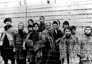 T&ugrave; nh&acirc;n Do Th&aacute;i trong trại Auschwitz (Nguồn ảnh: telegraph.co.uk)